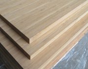 竹子板是一种用于建筑装饰装修的环保板材